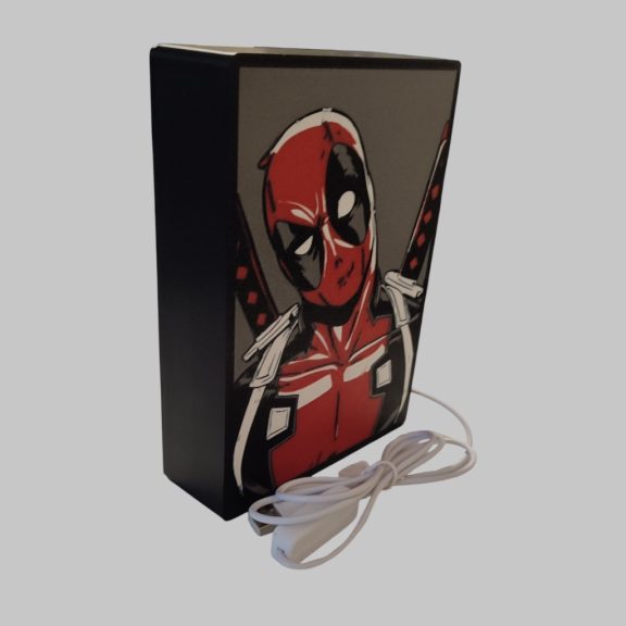 Deadpool lámpa